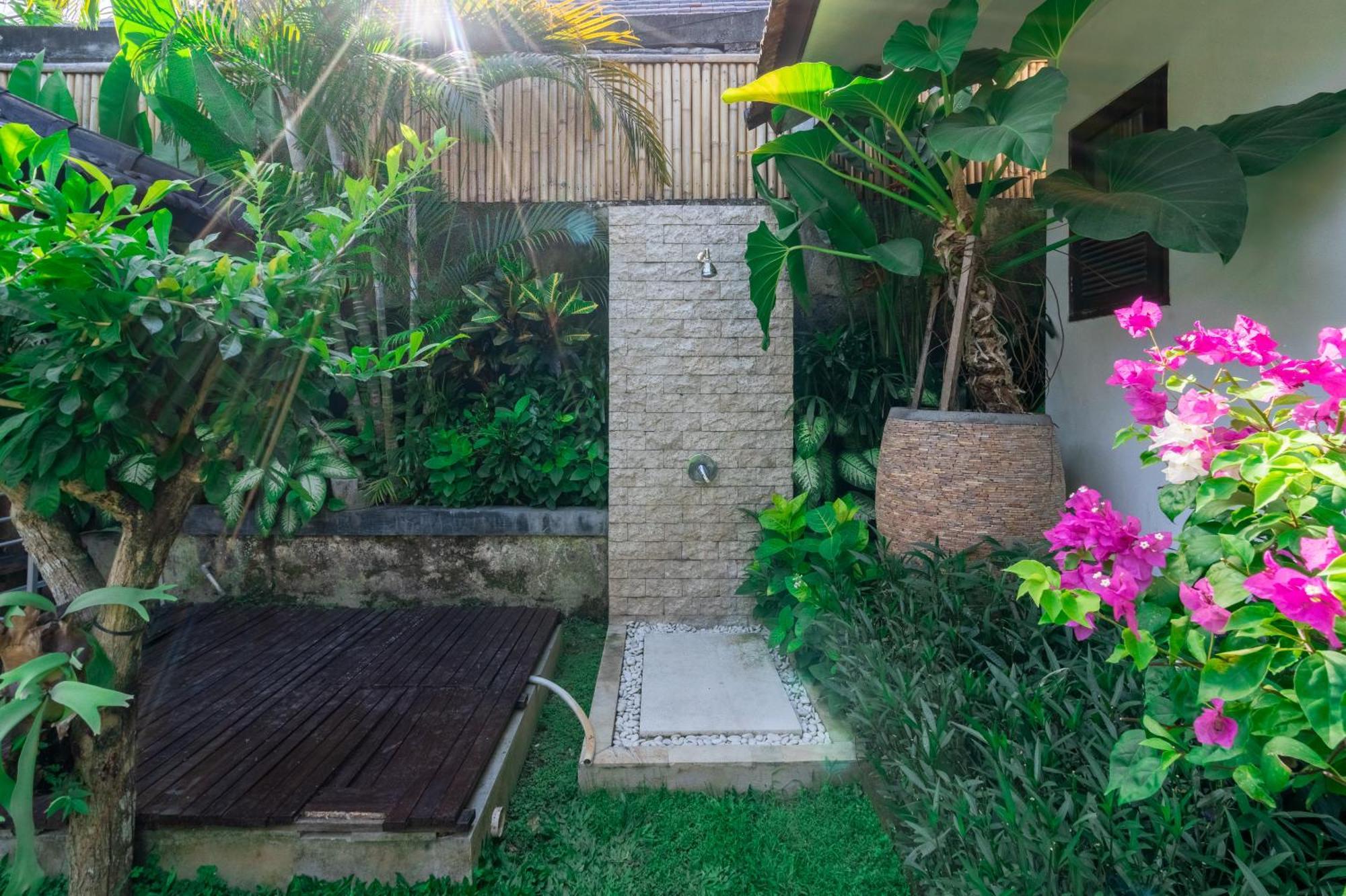 Villa Aveli Seminyak By Best Deals Asia Hospitality מראה חיצוני תמונה